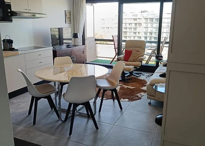 Enjoy Zee En Uitzicht Op Hinterland Westende Apartamento