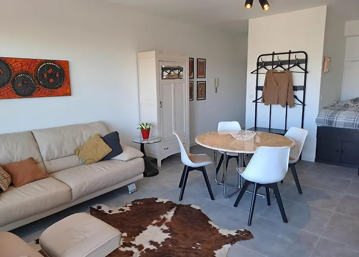 Enjoy Zee En Uitzicht Op Hinterland Westende Apartamento